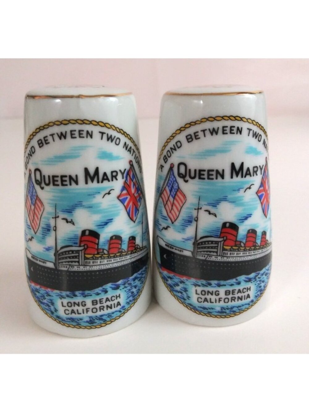 Vintage Queen Mary Bond Between Two Nations Long Beach CA Salt & Pepper Shakers